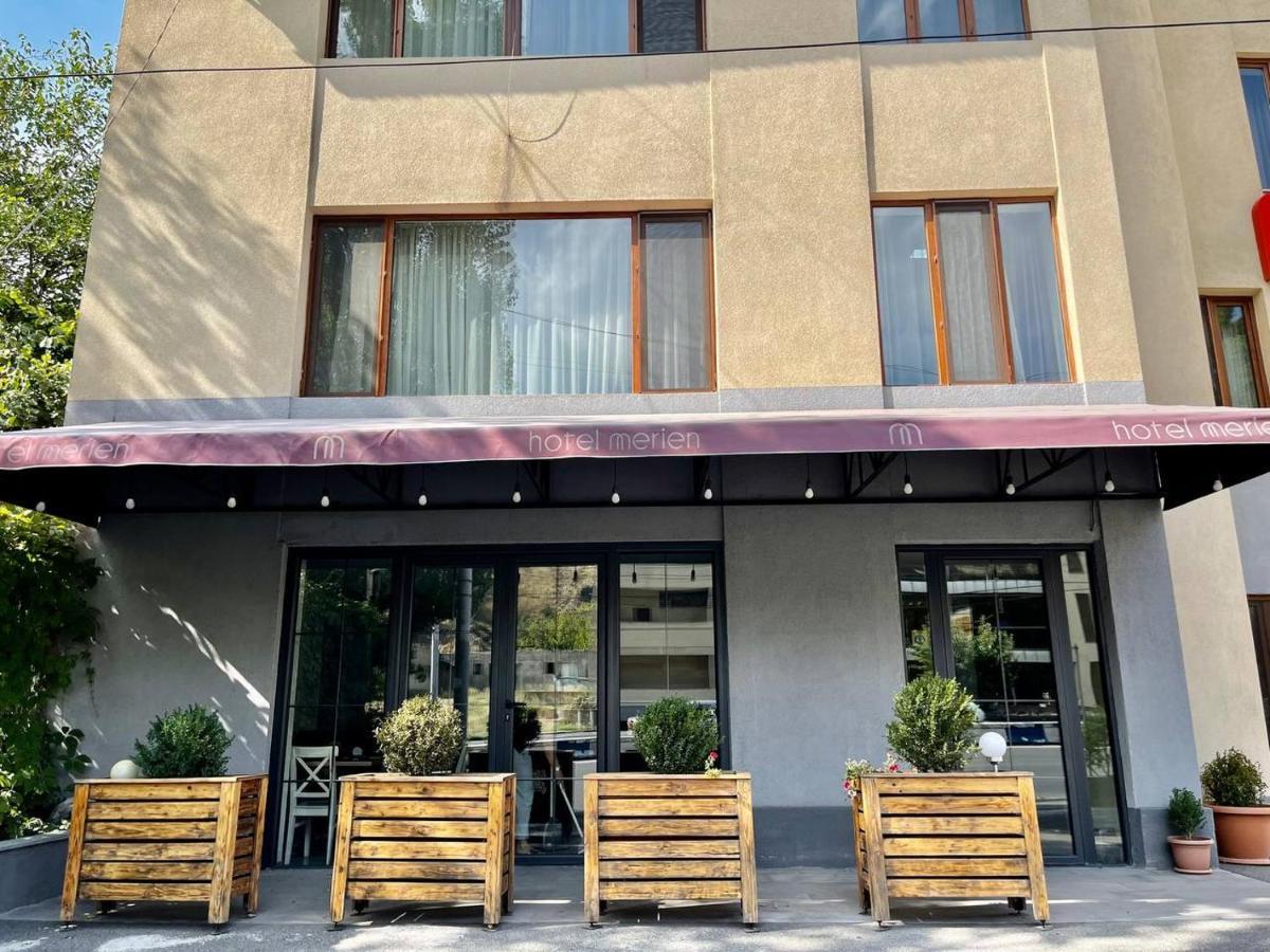 Merien Hotel Erevan Exterior foto