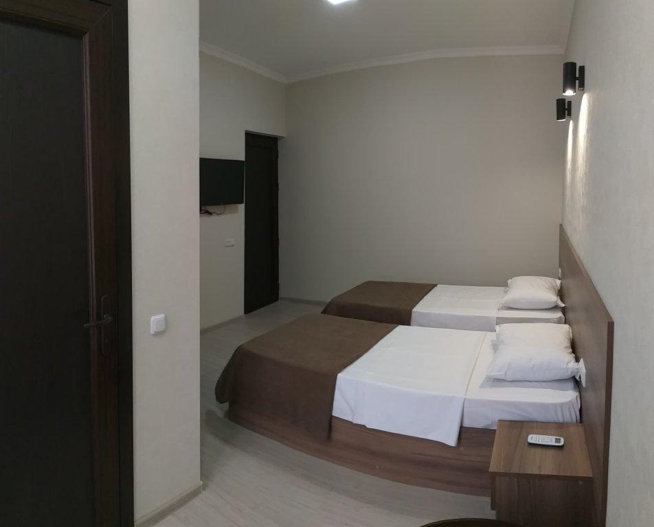 Merien Hotel Erevan Exterior foto